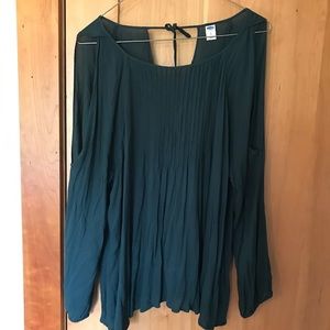 Dark green old navy long sleeve cutout shoulders XL back tie detail
